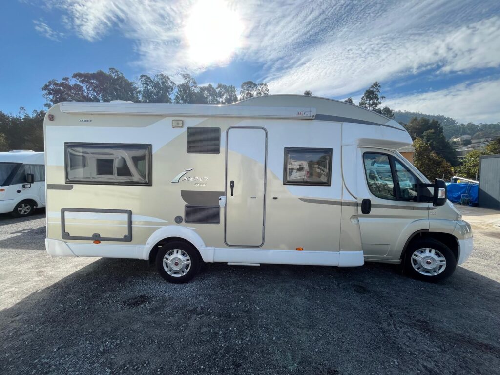 Burstner Ixeo Time 664