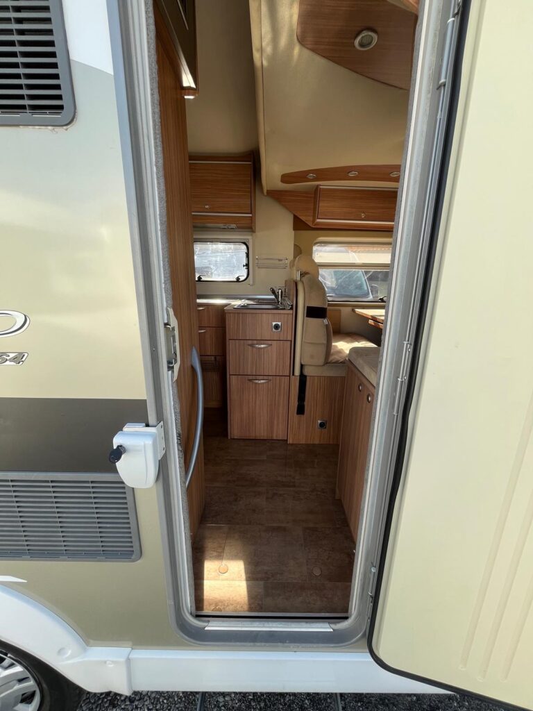 Burstner Ixeo Time 664