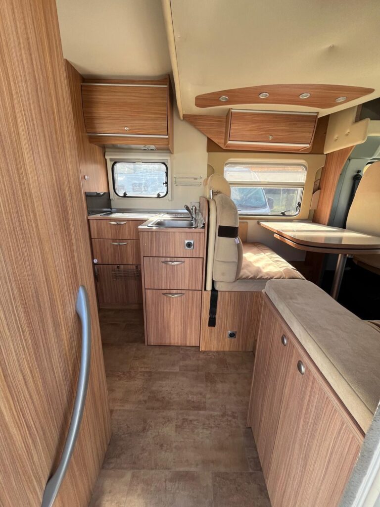 Burstner Ixeo Time 664