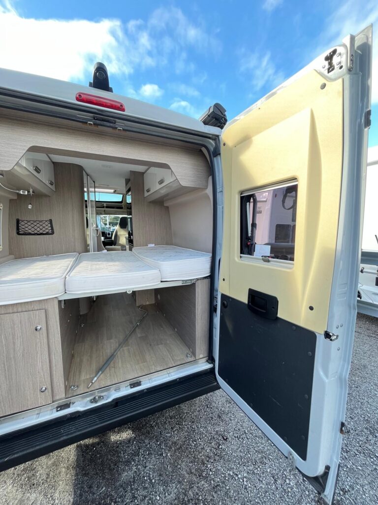 Furgão Chausson 2020