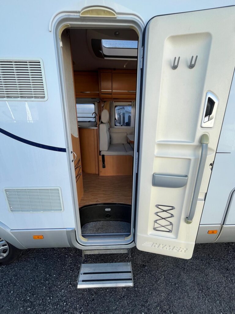 Hymer Integral B664