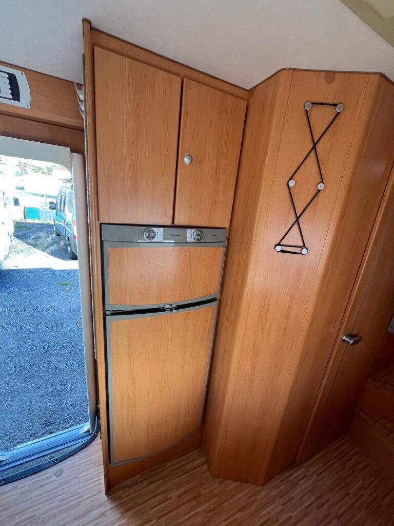 Hymer Integral B664