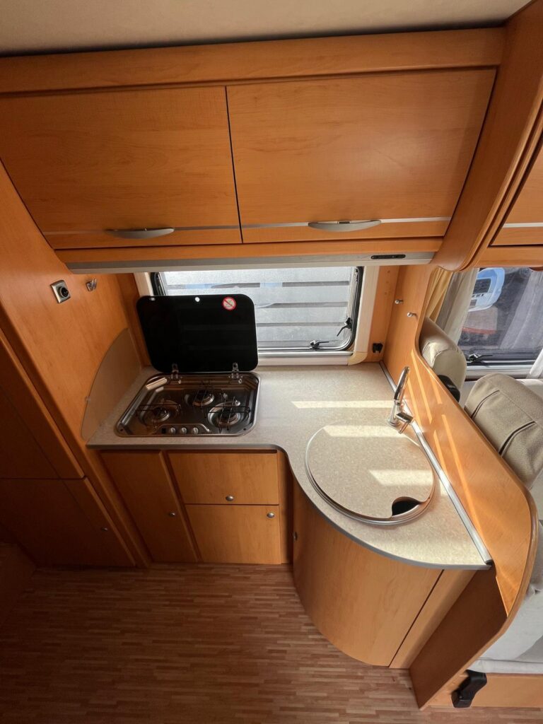Hymer Integral B664