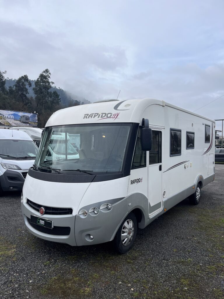 Rapido Integral 890 F  Cama central e basculante