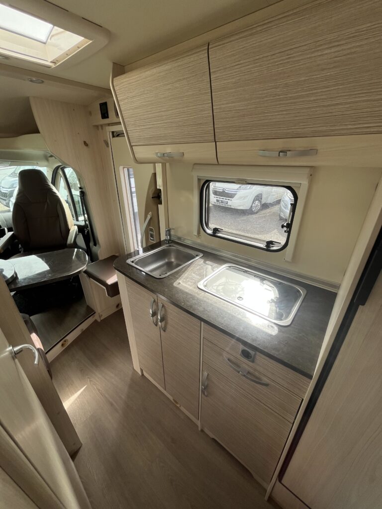 Burstner Brevio T646