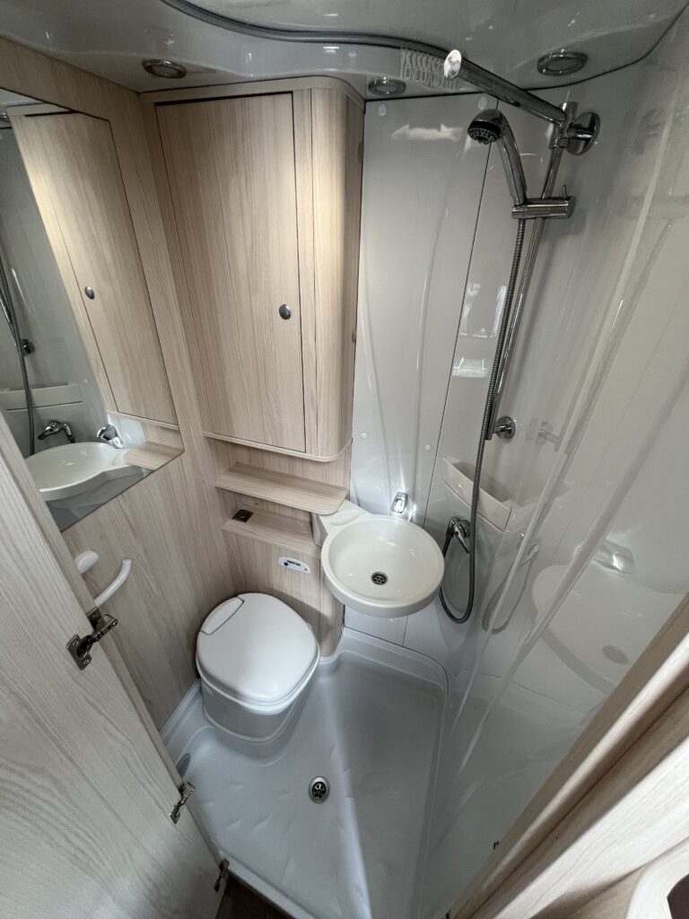 Burstner Brevio T646