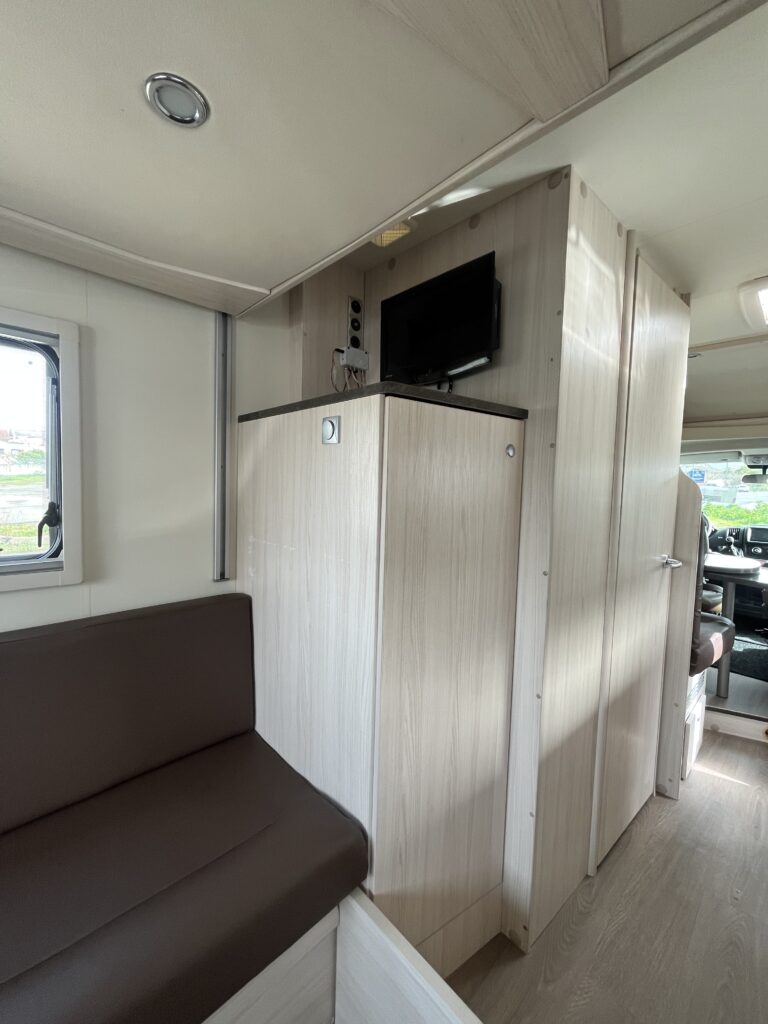 Burstner Brevio T646