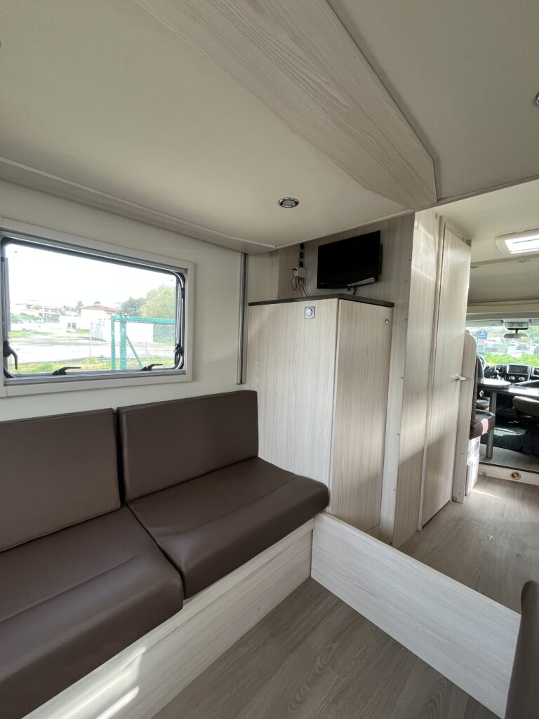 Burstner Brevio T646