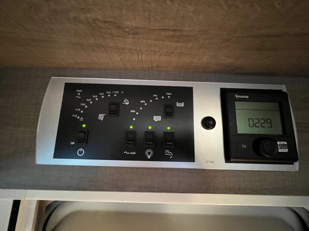 Bavaria Style T700