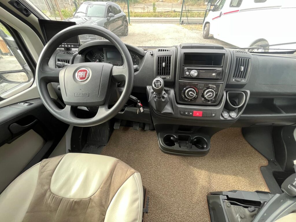 Pilote Essentiel 746