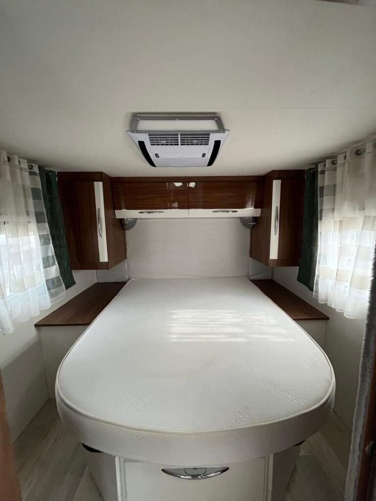 Pilote Essentiel 746