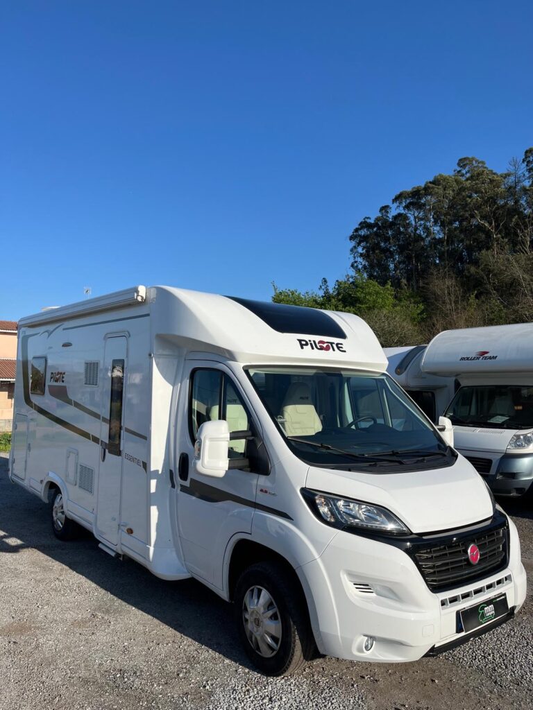 Pilote Essentiel 746