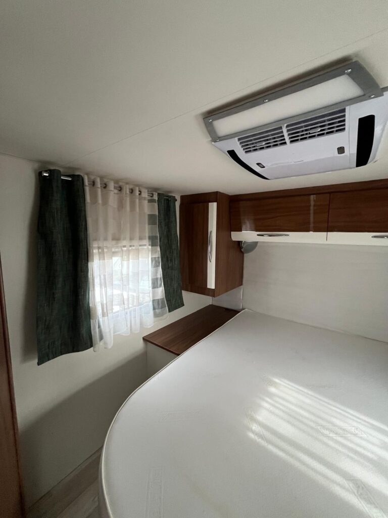 Pilote Essentiel 746