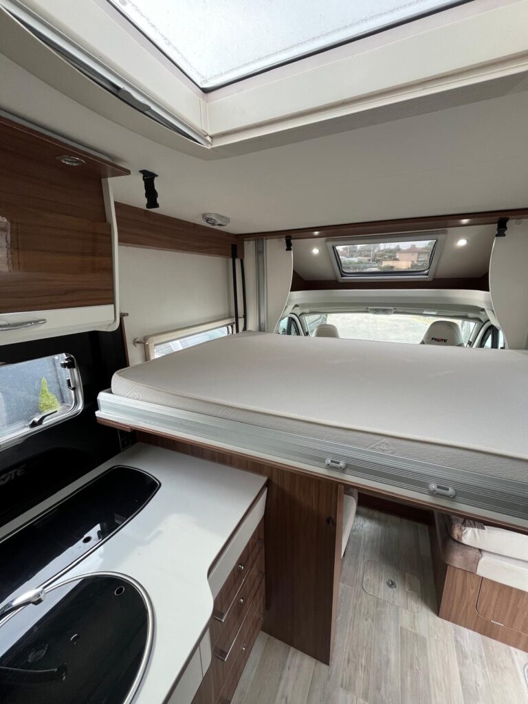 Pilote Essentiel 746