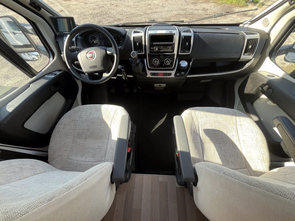 Autostar Perfilada Axea 99 LP