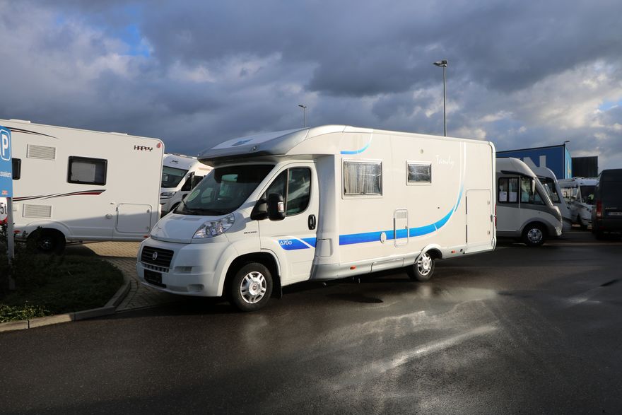 McLouis P700 Cama Central