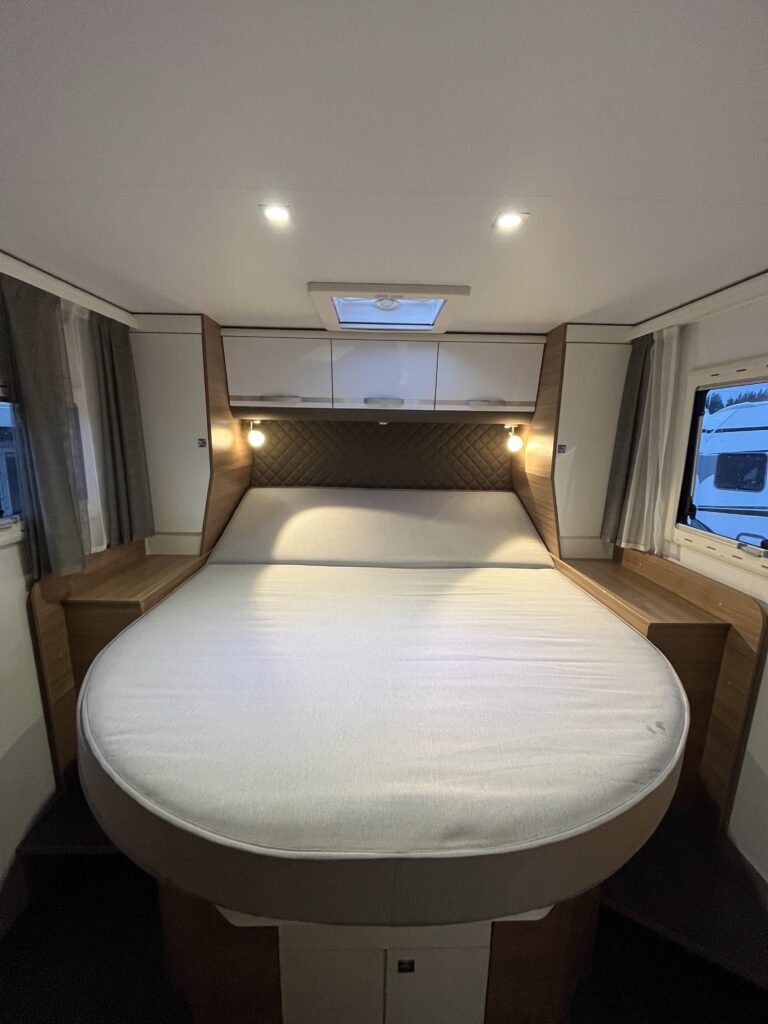 Adria Matrix Axess DC 670