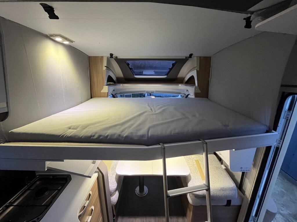 Adria Matrix Axess DC 670