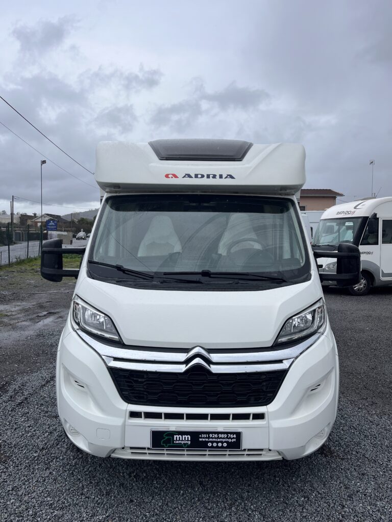 Adria Matrix Axess DC 670