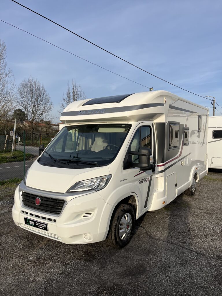 Rapido 650F Cama Central e Basculante