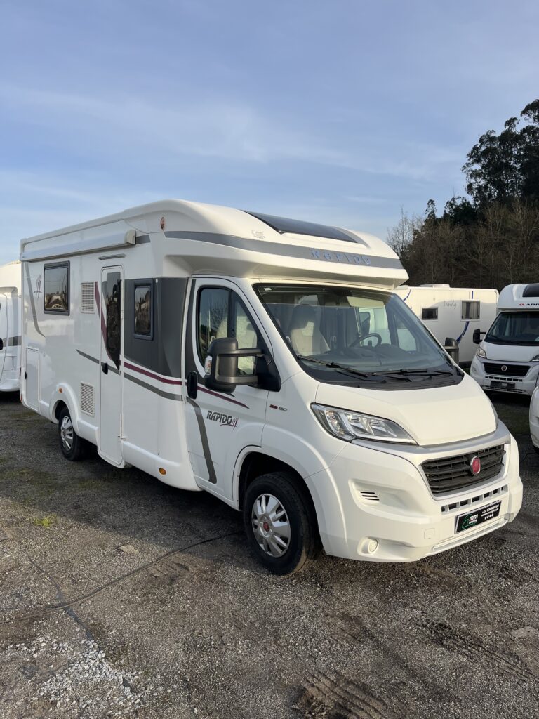 Rapido 650F Cama Central e Basculante