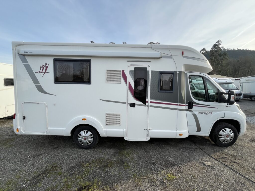 Rapido 650F Cama Central e Basculante