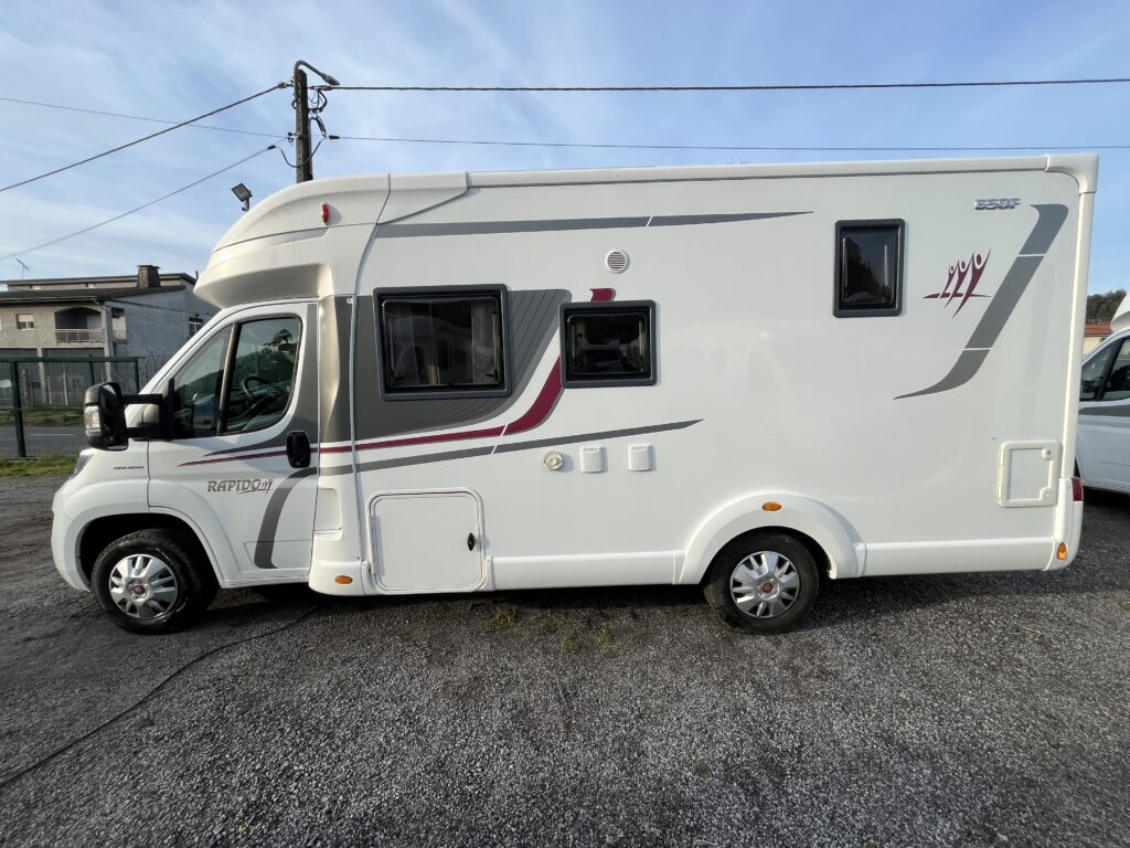 Rapido 650F Cama Central e Basculante