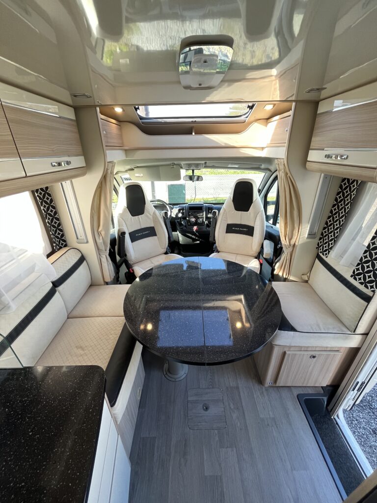 Florium Black Pearl 70 Cama central e basculante