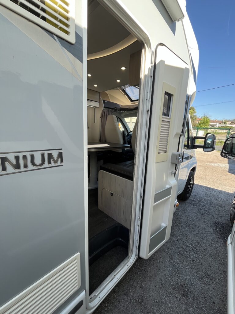 Chausson Titanium 738 XLB Cama central e basculante