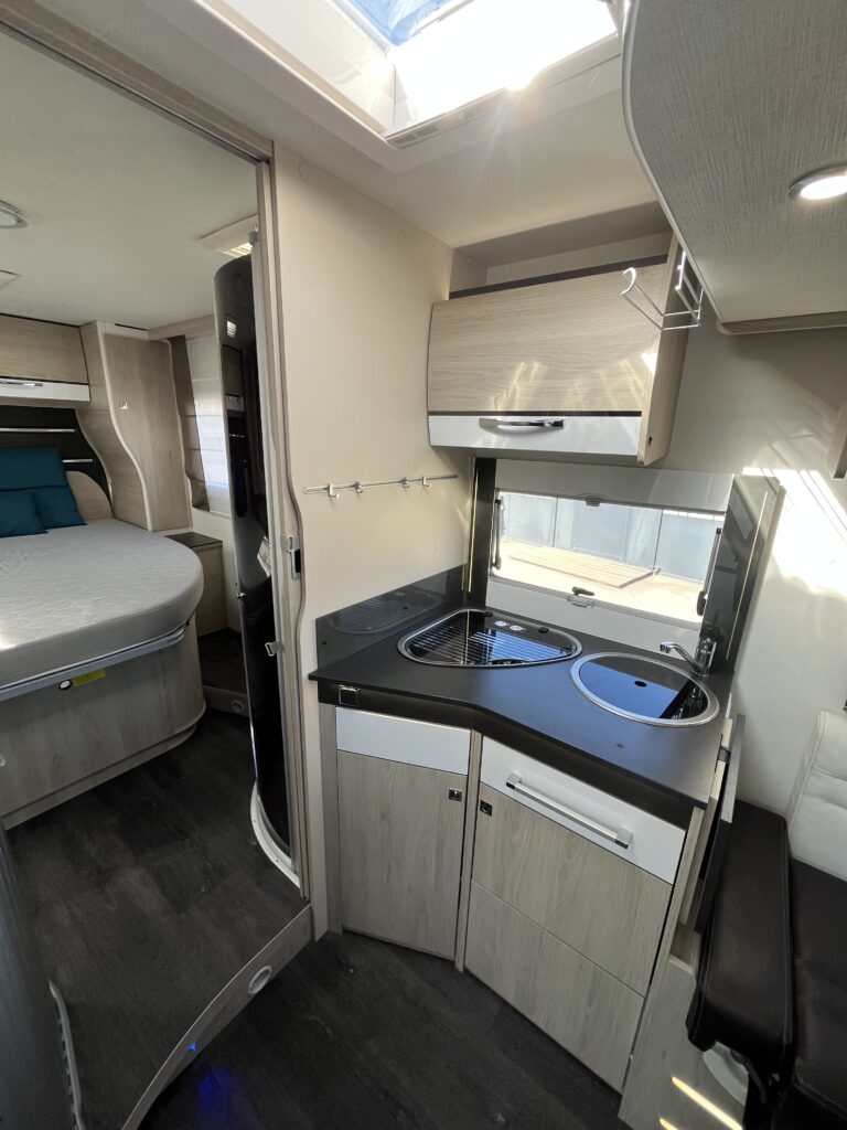 Chausson Titanium 738 XLB Cama central e basculante