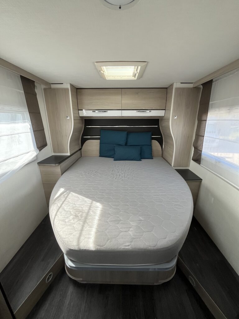 Chausson Titanium 738 XLB Cama central e basculante