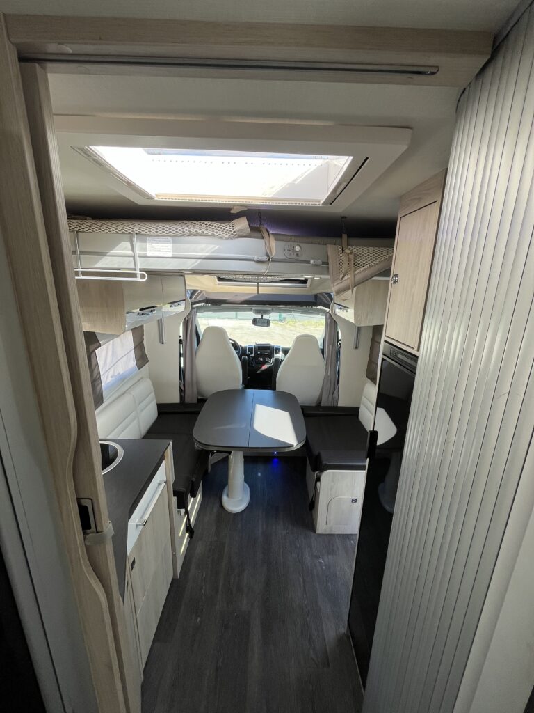 Chausson Titanium 738 XLB Cama central e basculante