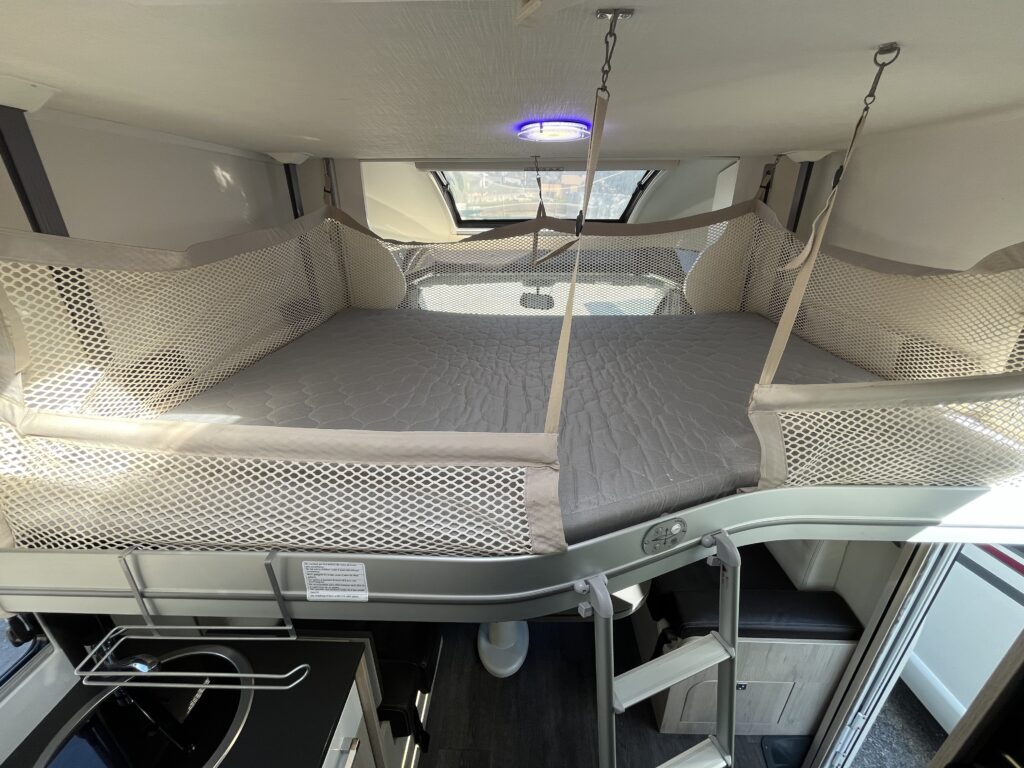 Chausson Titanium 738 XLB Cama central e basculante