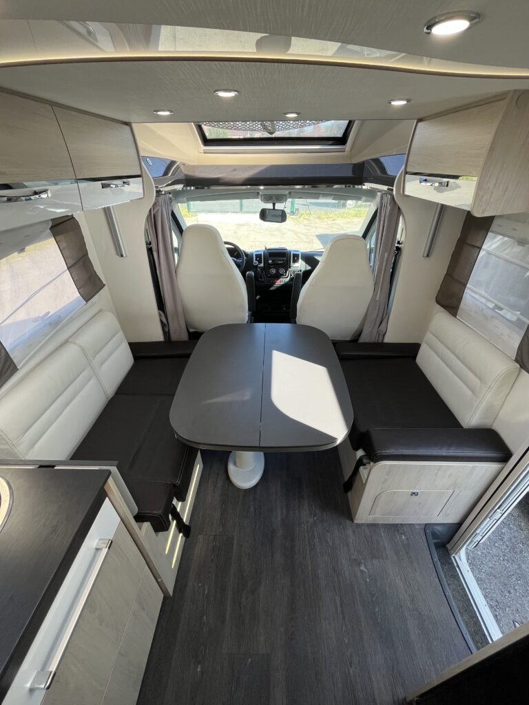 Chausson Titanium 738 XLB Cama central e basculante