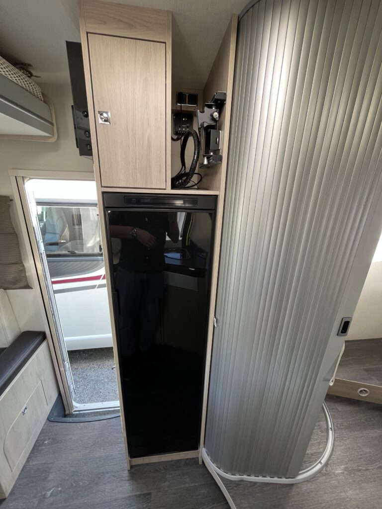 Chausson Titanium 738 XLB Cama central e basculante