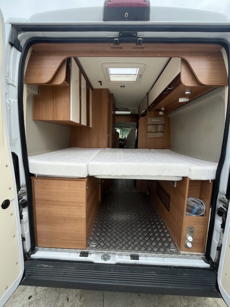 Furgão Campérêve Magellan 641