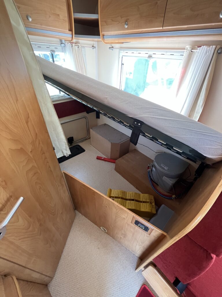 Bavaria T6FD cama francesa