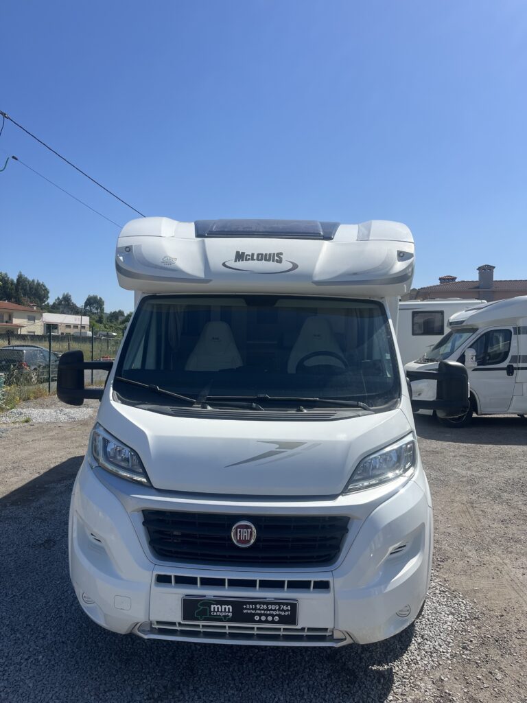 McLouis Mc4 68 cama central e basculante