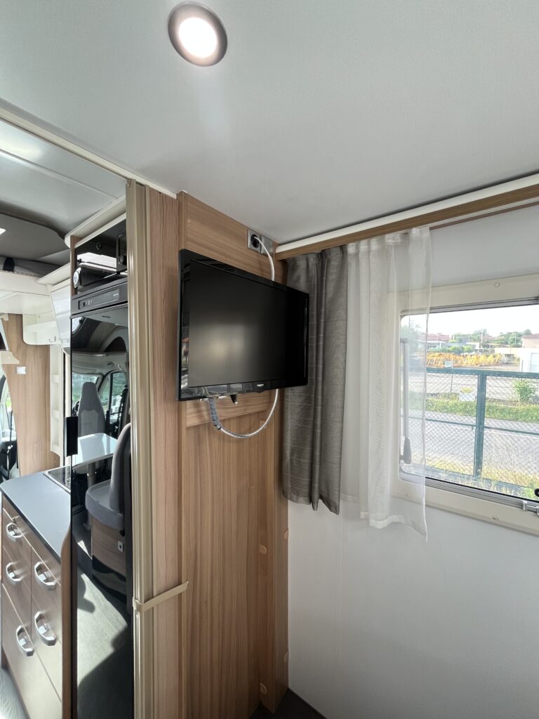 Adria Matrix 600 SC Axess