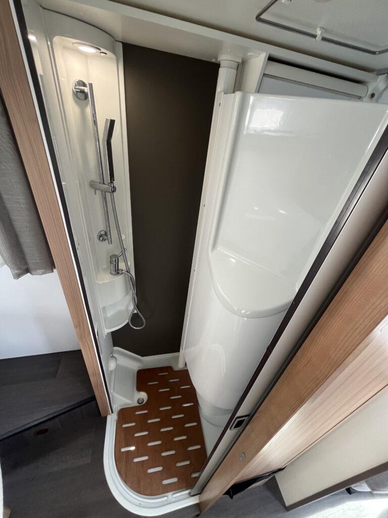 Adria Matrix 600 SC Axess