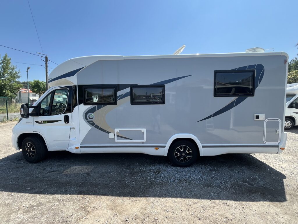 Chausson Titanium 738 XLB