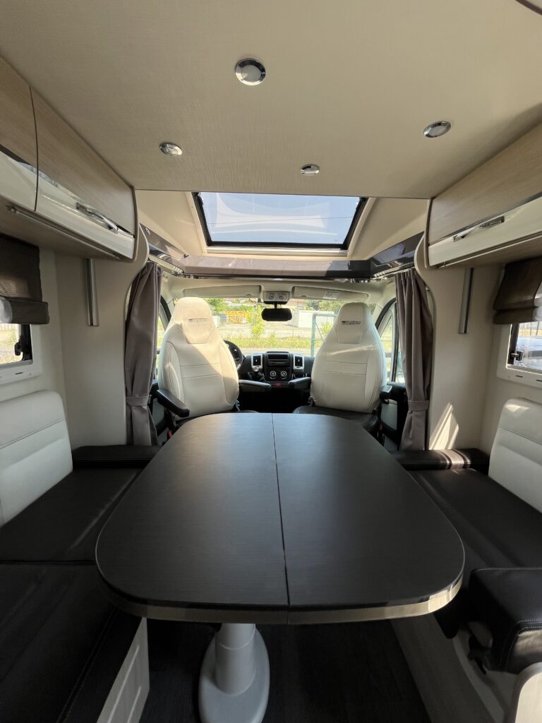 Chausson Titanium 738 XLB