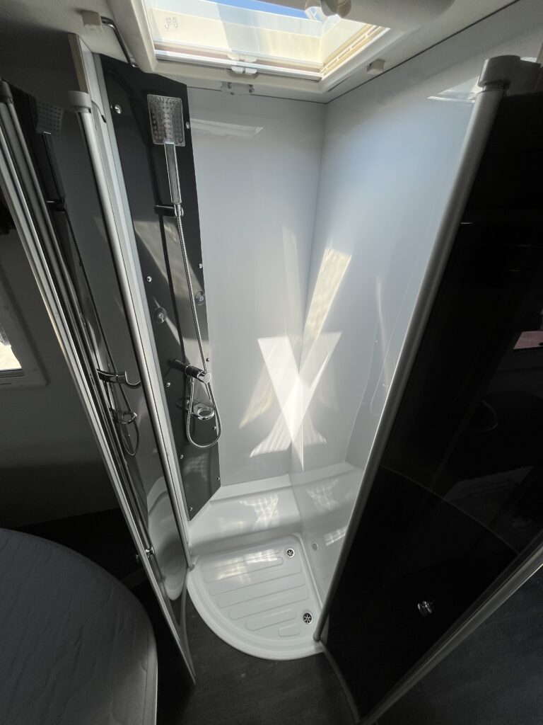 Chausson Titanium 738 XLB