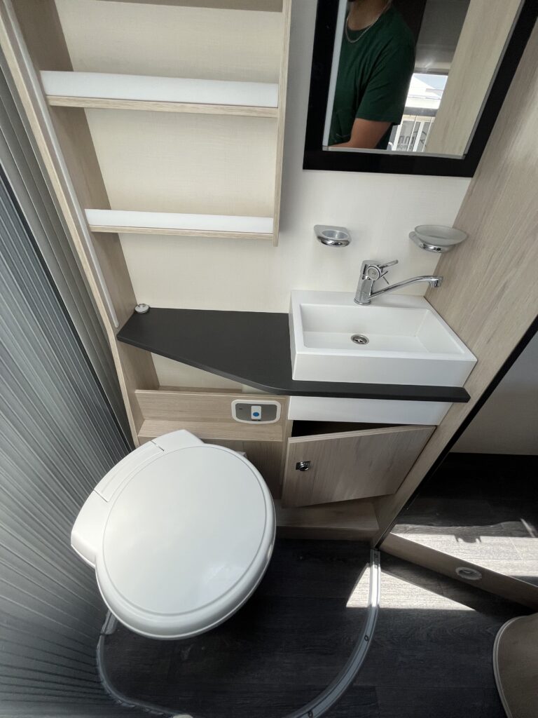 Chausson Titanium 738 XLB