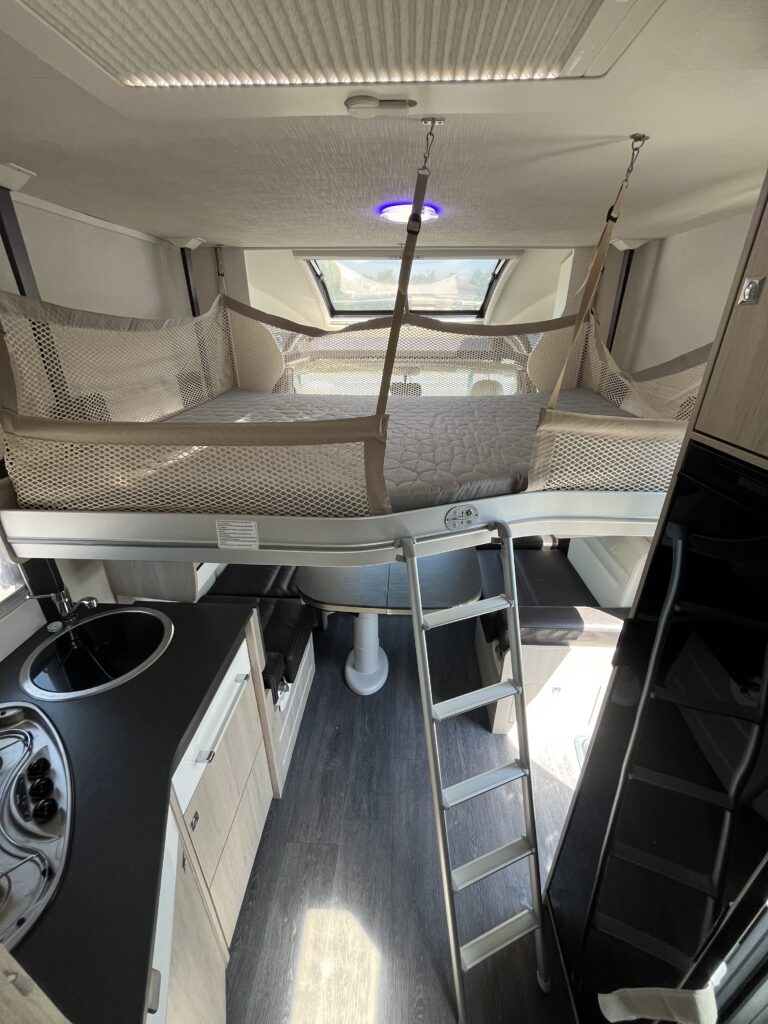 Chausson Titanium 738 XLB