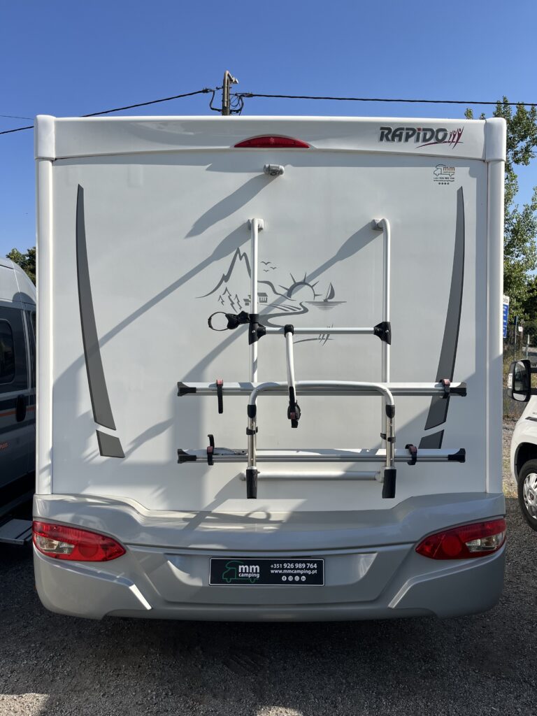 Rapido 650FF cama central e basculante