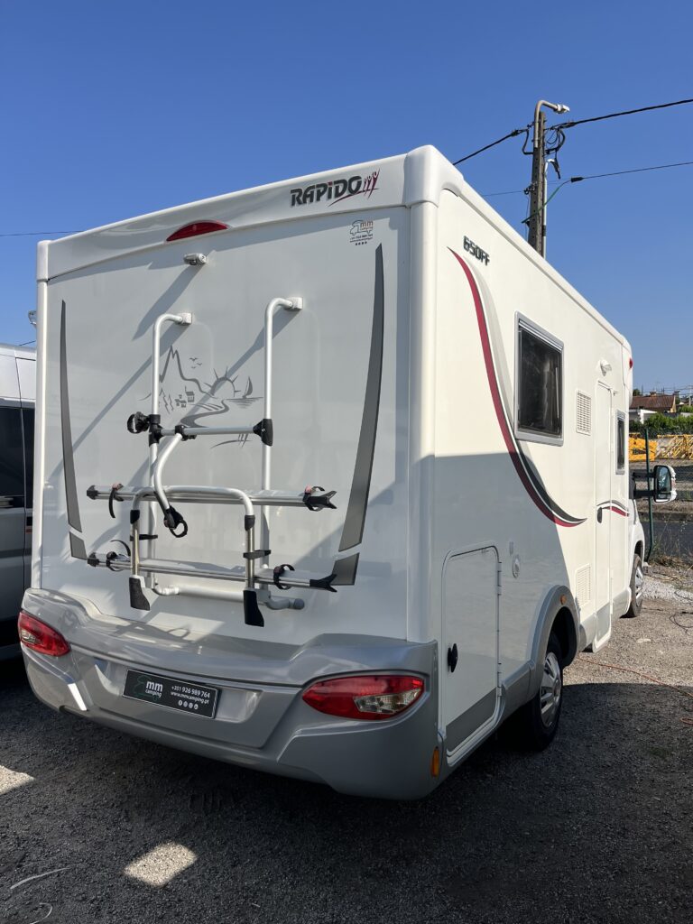 Rapido 650FF cama central e basculante