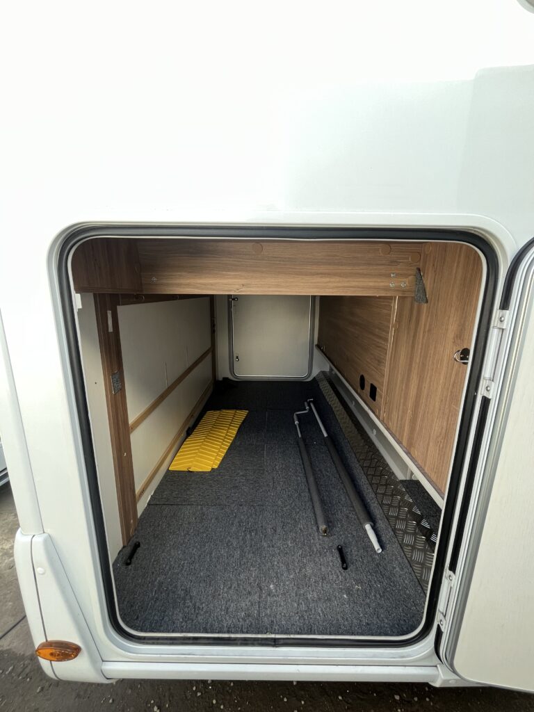 Pilote G720 | 2021 | Fiat Ducato 2.3 Multijet 140 CV | 44.873 km
