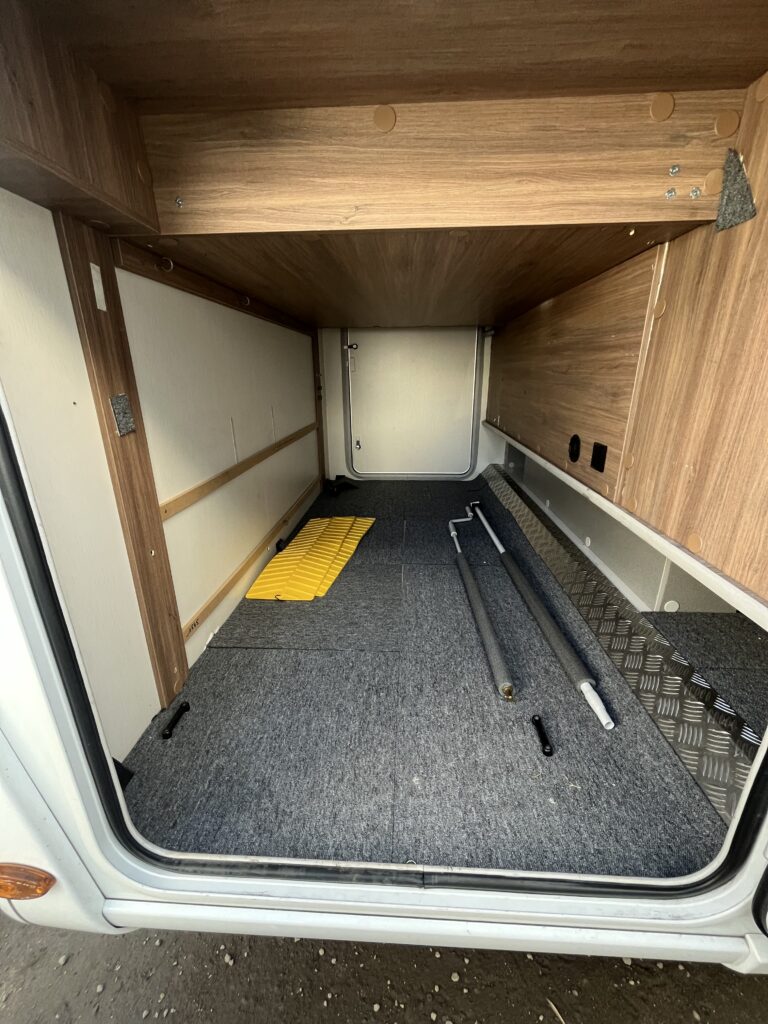 Pilote G720 | 2021 | Fiat Ducato 2.3 Multijet 140 CV | 44.873 km