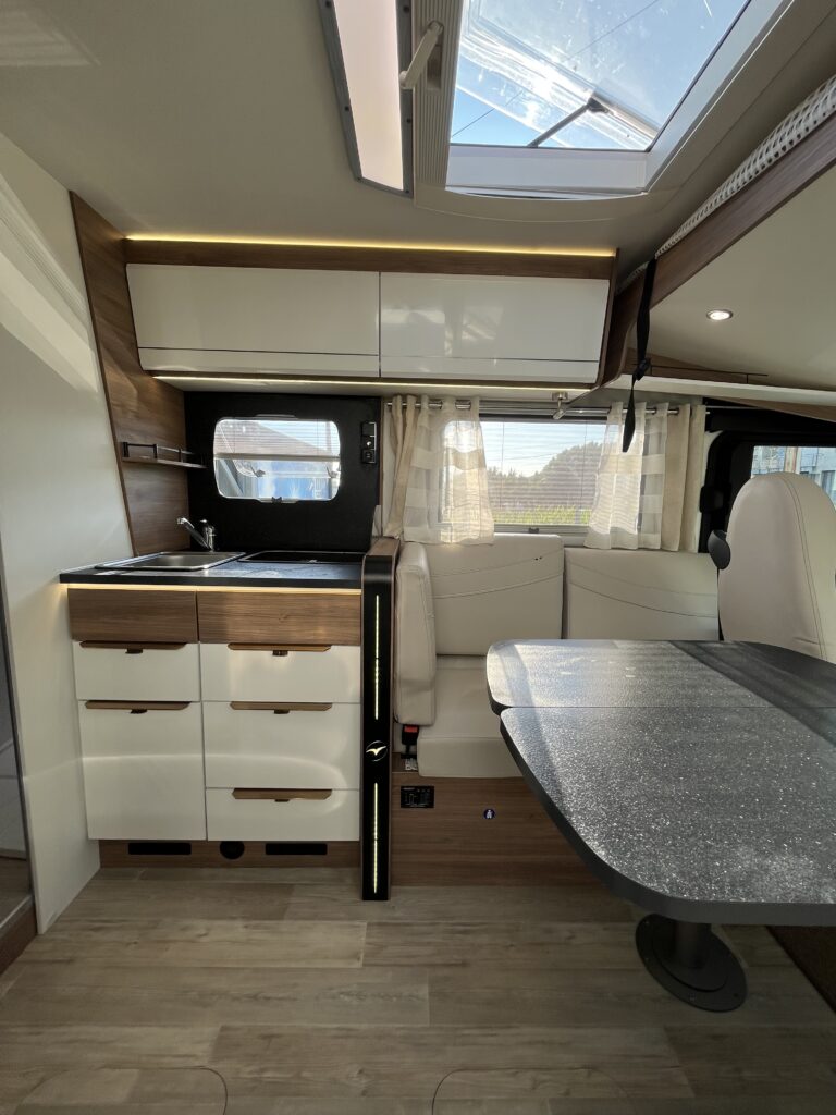 Pilote G720 | 2021 | Fiat Ducato 2.3 Multijet 140 CV | 44.873 km